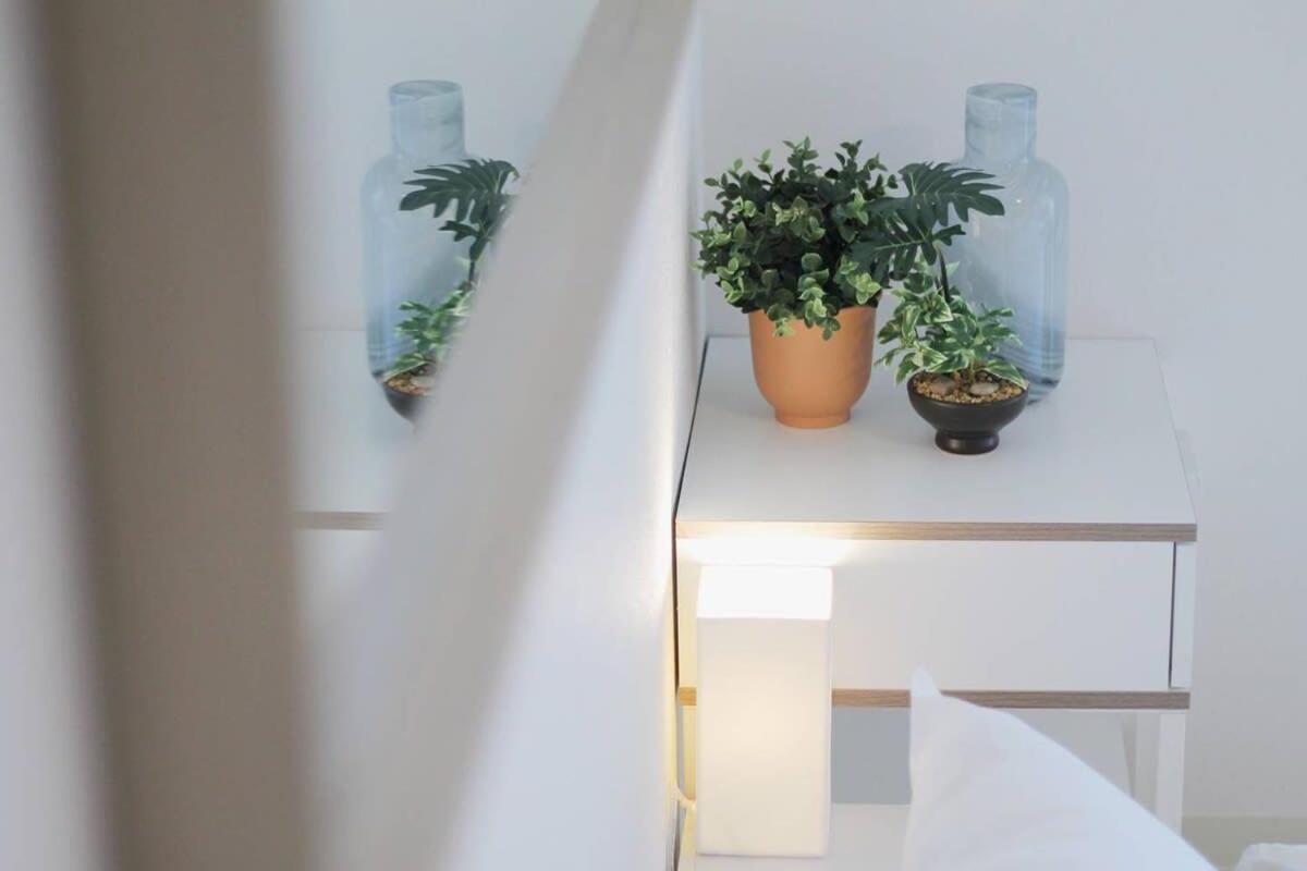 Bhotel Ball Park - Newlybuild 2 Bedrm Apt 2 Mins Baseball Museum 4Ppl Хіросіма Екстер'єр фото